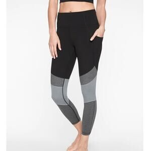 Athleta Salutation Modblock Black Grey 7/8 Tight Activewear legging Womens Small